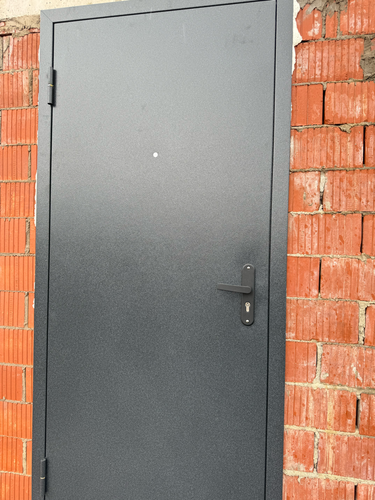 Установка входной двери весом до 95 кг