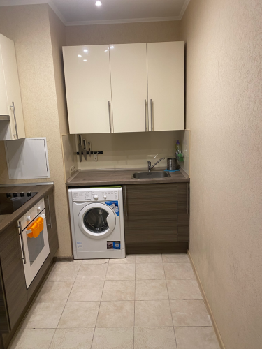 Устройство установлено, подключено к водопроводу и электросети, проверена герметичность соединений, проведено тестирование на работоспособность, выполнена настройка программ.