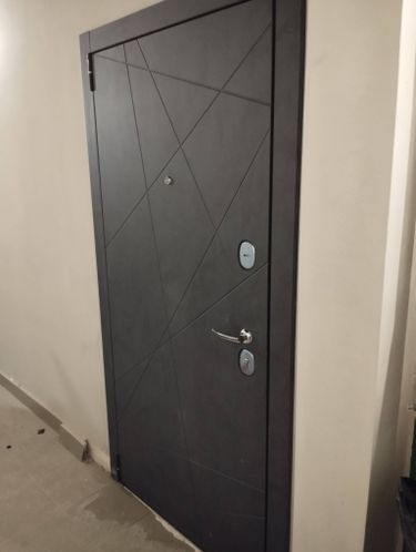 Установка входной двери весом до 95 кг