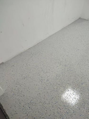 Покраска пола