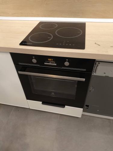 Демонтаж ящика кухонного гарнитура с сохранением Демонтаж столешницы из ДСП без сохранения Демонтаж варочной панели с сохранением