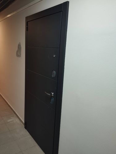 Установка входной двери весом до 95 кг