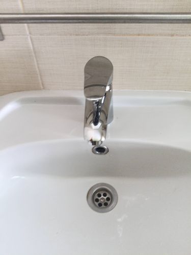 Установка смесителя (на готовые коммуникации)