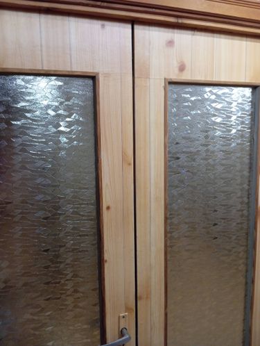 Ремонт дверцы шкафа