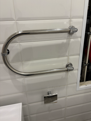 Монтаж водяного полотенцесушителя на готовую подводку (без подгонки)