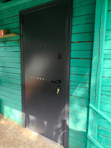 Установка входной двери весом до 95 кг