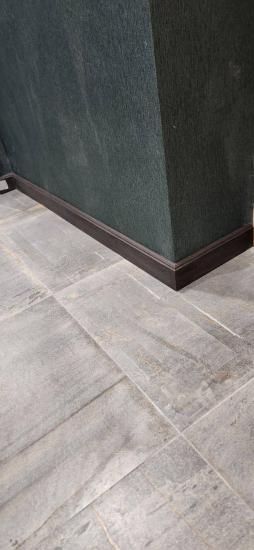 Монтаж деревянного/мдф плинтуса