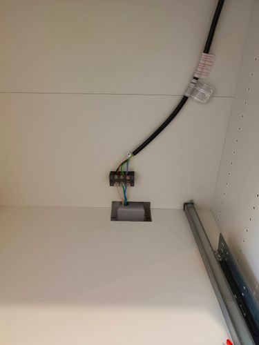 Монтаж и подключение бра