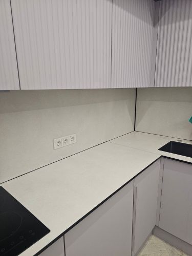 Установка столешницы HPL Установка стеновой панели HPL Демонтаж столешницы из HPL без сохранения