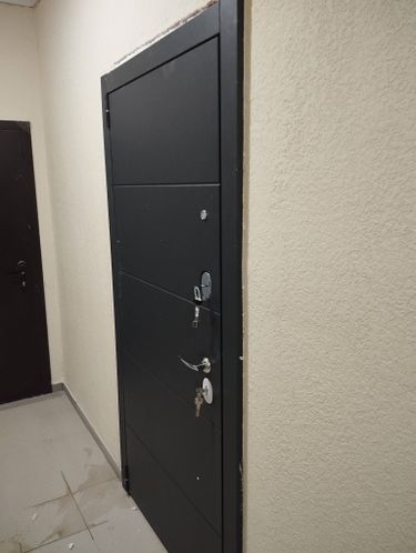 Установка входной двери весом до 95 кг