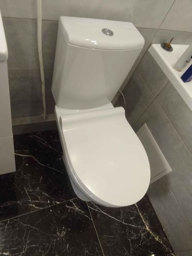 Установлено новое сантехническое оборудование, подключены коммуникации, герметизированы стыки, проверена работоспособность системы, проведена уборка рабочей зоны, обеспечена надежная фиксация.