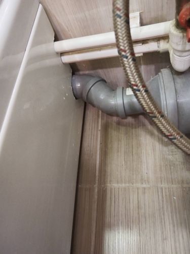 Установка душевой кабины шириной до 90 см