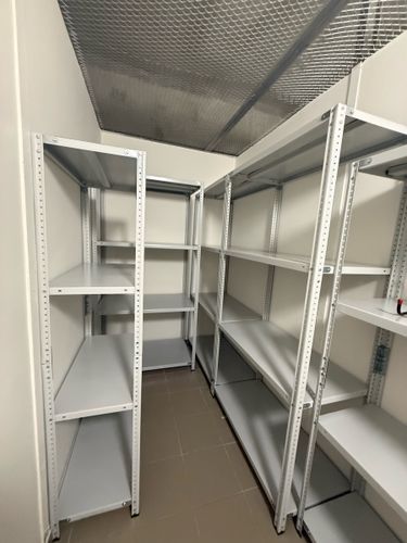 Сборка металлического стеллажа
