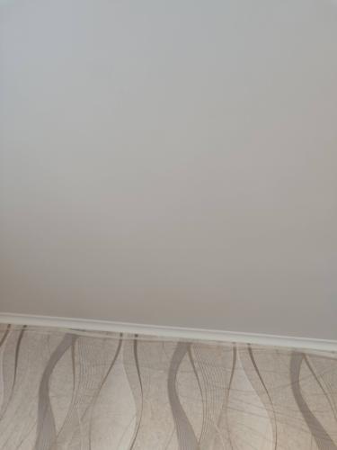 Покраска потолка эмалью / воднодисперсионной / акриловой краской