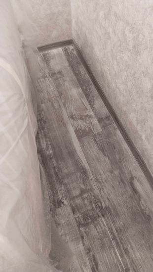 Монтаж пластикового плинтуса