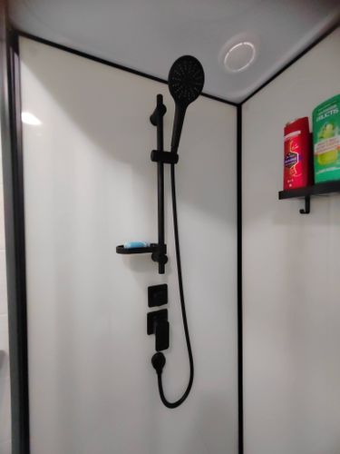 Установка душевой кабины шириной до 90 см