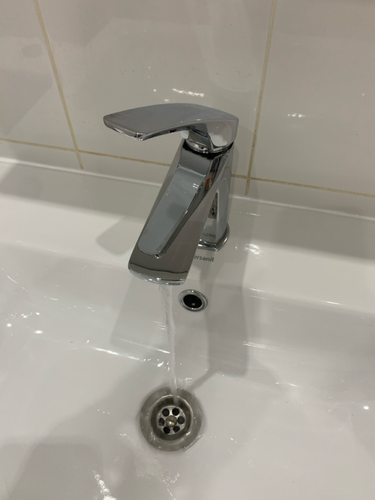 Установка смесителя (на готовые коммуникации)