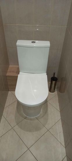 Установлено новое сантехническое оборудование, выполнена замена креплений, устранены протечки, проверена герметичность соединений, проведена регулировка сливного механизма.