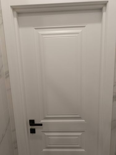 Установка межкомнатной двухстворчатой двери