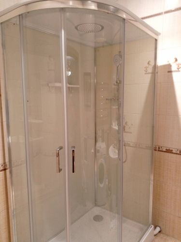 Демонтаж душевой кабины