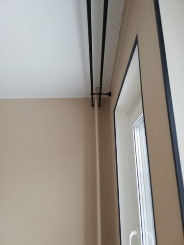 Установка декоративного карниза (одно, двух, трехрядный) длиной до 2,5  метров