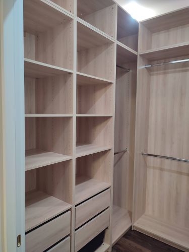 Навеска полки