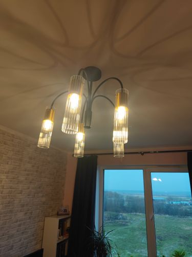 Установка люстры в сборке