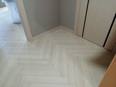 Монтаж деревянного/мдф плинтуса