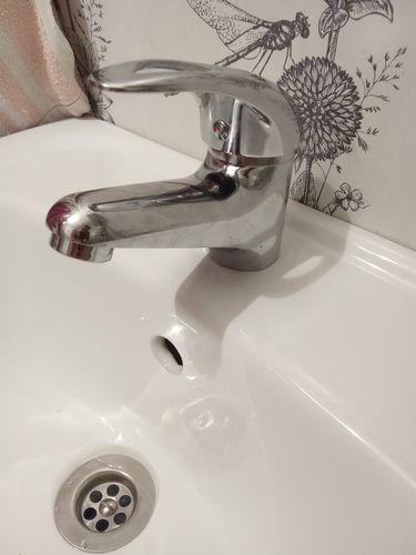 Установка смесителя (на готовые коммуникации)