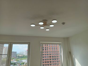 Сборка и навеска люстры