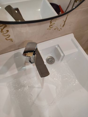 Навеска зеркала