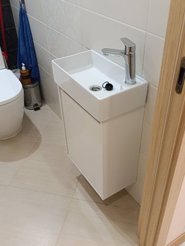 Установка смесителя (на готовые коммуникации)