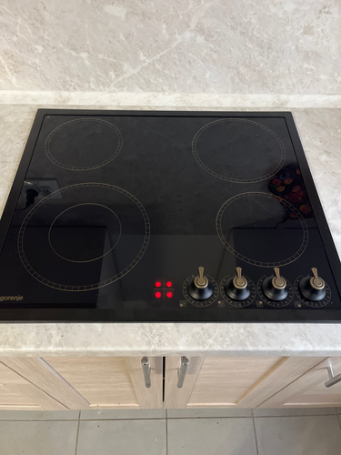 Установка и подключение электрической варочной поверхности Демонтаж варочной панели с сохранением Выезд мастера за пределы зоны бесплатного выезда