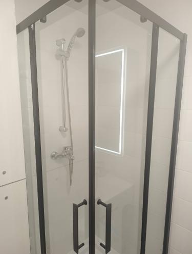 Установка отдельностоящей стиральной машины с подключением