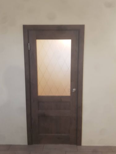 Установка межкомнатной двухстворчатой двери