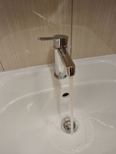 Монтаж и подключение настенно-потолочного светильника