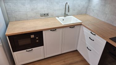 Установка столешницы ДСП Установка и подключение измельчителя пищевых отходов Демонтаж столешницы из ДСП без сохранения