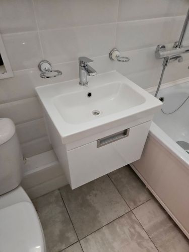 Установка подвесных аксессуаров