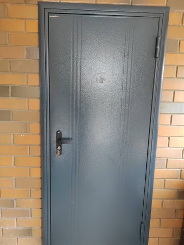 Установка входной двери весом до 95 кг