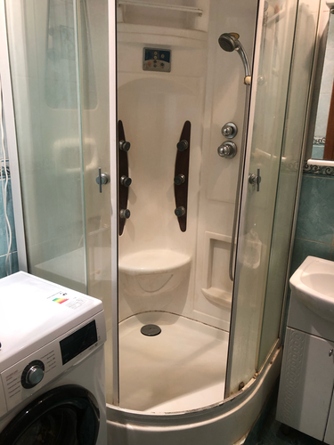 Демонтаж душевой кабины