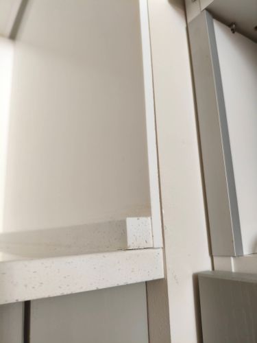 Шлифовка каменной столешницы Установка и подключение встраиваемого холодильника Установка фальшпанели / заглушки