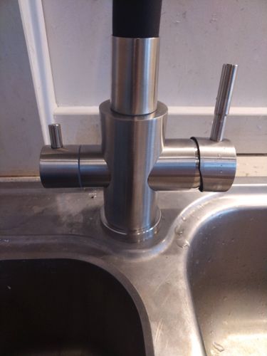 Установка смесителя (на готовые коммуникации)