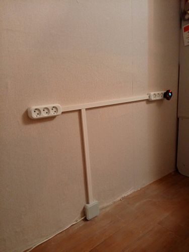 Установка дополнительной розетки с подведением коммуникаций