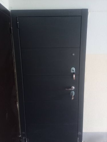 Установка входной двери весом до 95 кг