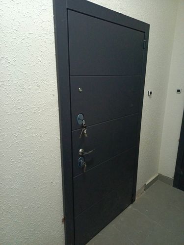 Установка входной двери весом до 95 кг