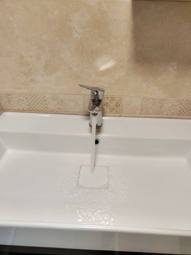 Установка смесителя (на готовые коммуникации)