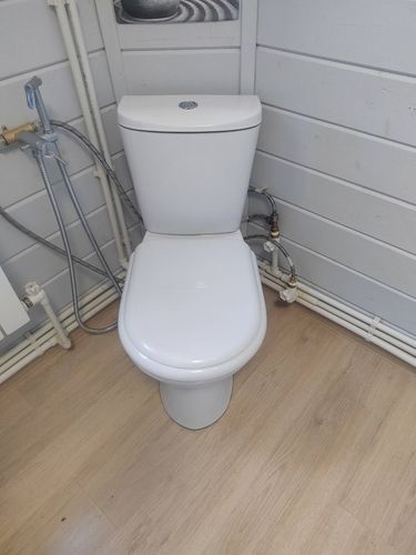 Установка напольного унитаза