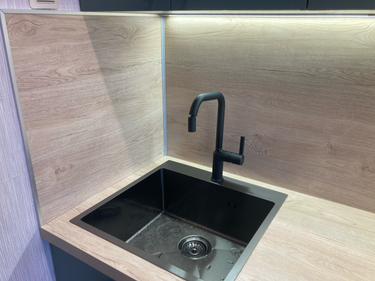 Установка стеновой панели МДФ/ДСП Монтаж/демонтаж розетки/выключателя Установка столешницы ДСП