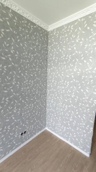 Поклейка флизелиновых /виниловых обоев свыше 40 кв.м