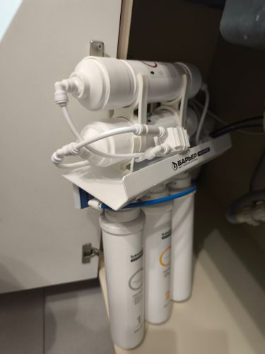 Замена картриджа в системе фильтрации